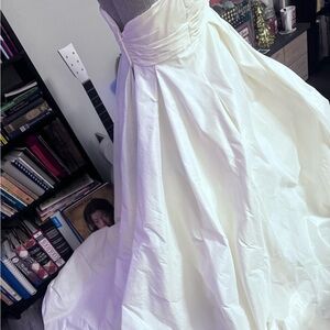 David's Bridal Elegant Cream Wedding Gown